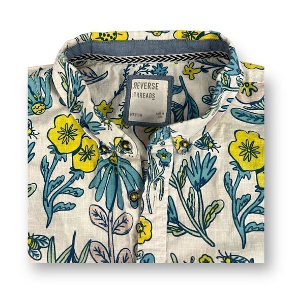 Reverse Threads Button Front Floral Top Size Medium - Picture 5 of 5